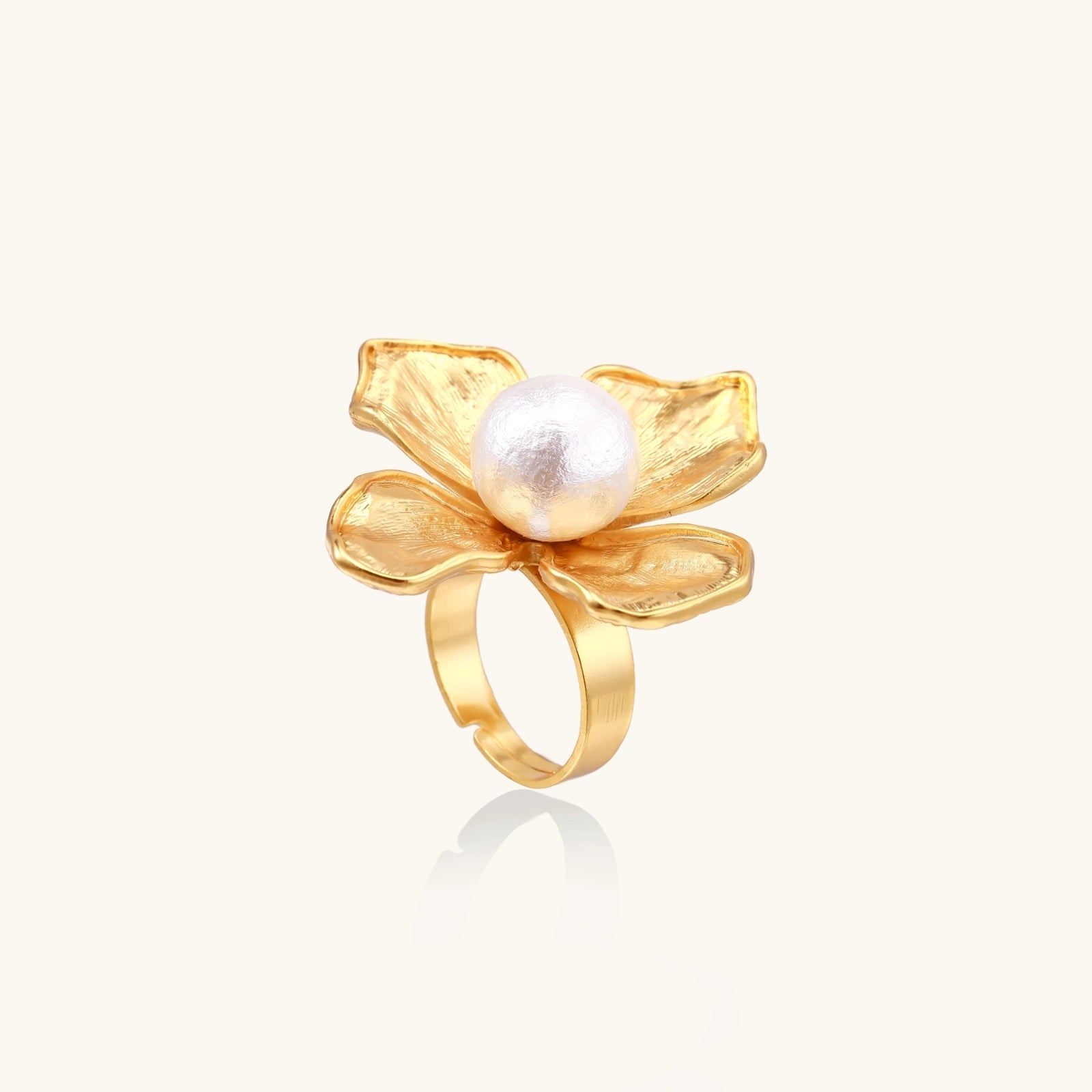 Blühender Perlen-Statement-Ring by LOLITA FOREVER